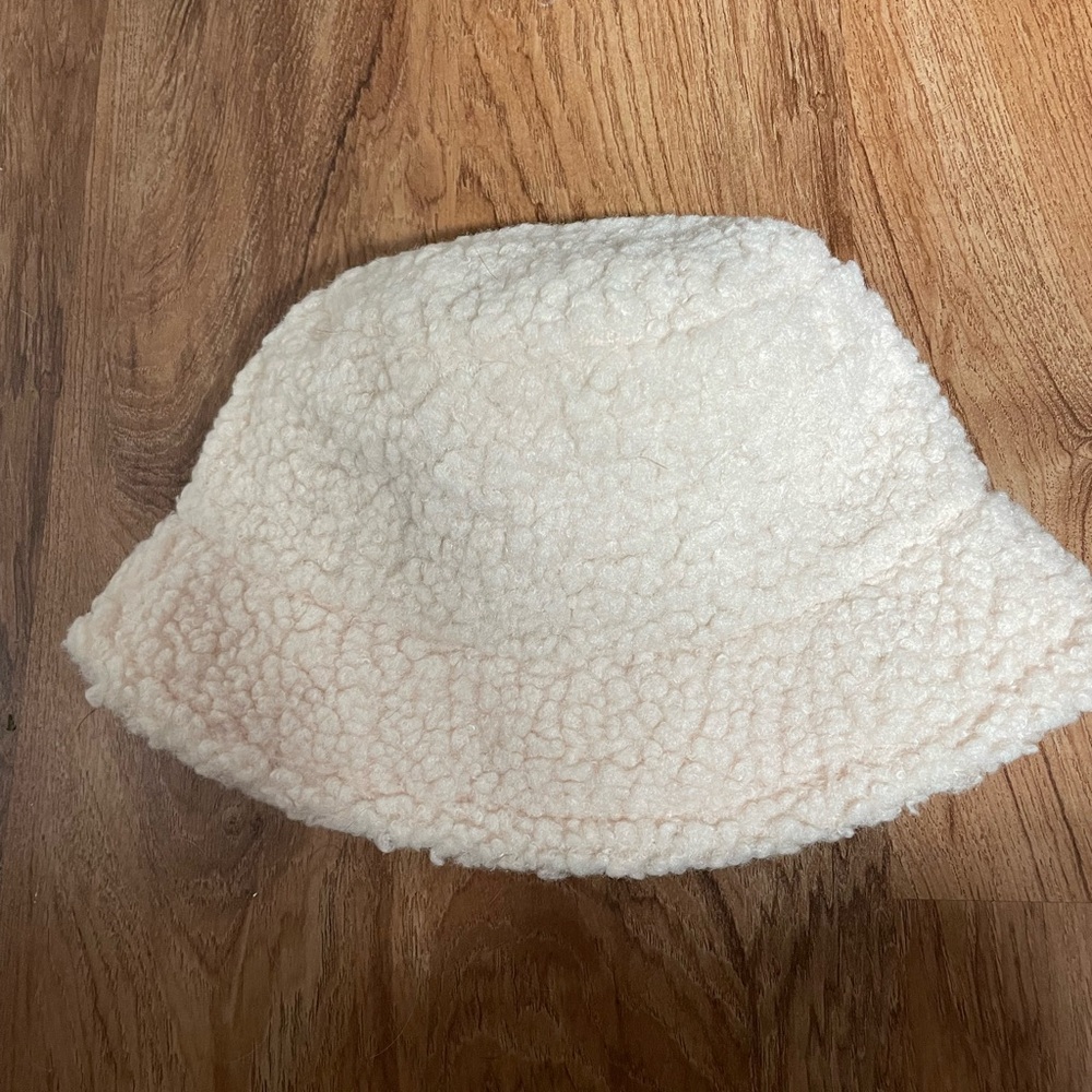 8 Other Reasons Cream Textured Bucket Hat